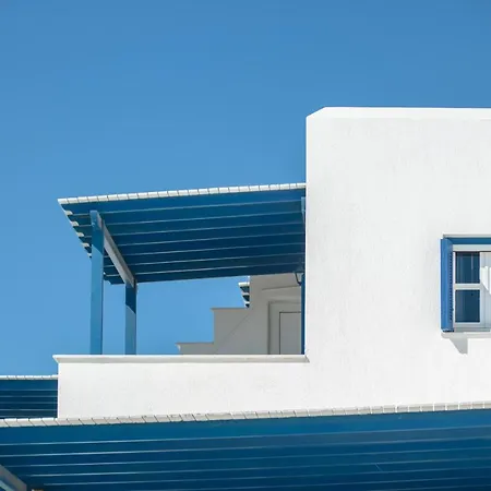 Crystal Naxos 1 At