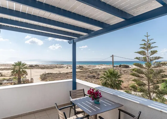 Crystal Naxos 1 At מלון דירות 4*