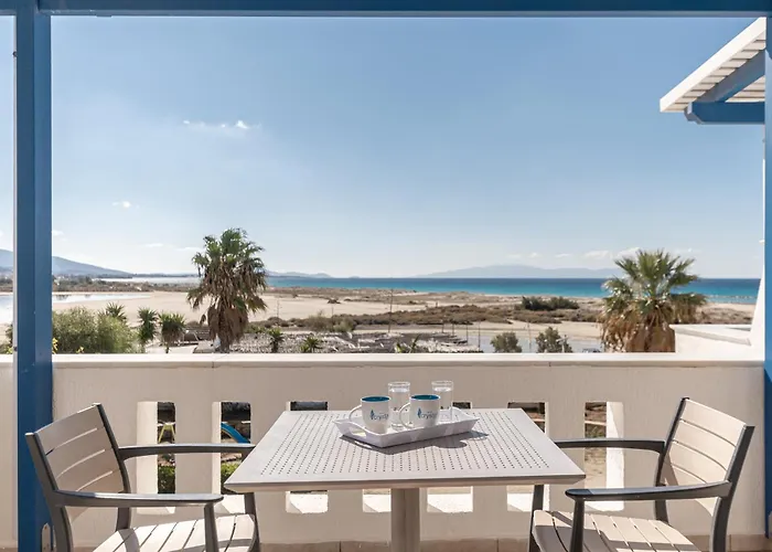 Crystal Naxos 1 At 4*