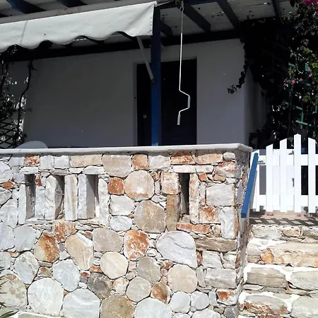 Crystal Naxos 1 At Mikri Vigla