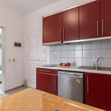 Crystal Naxos 1 At Апарт-отель 4*