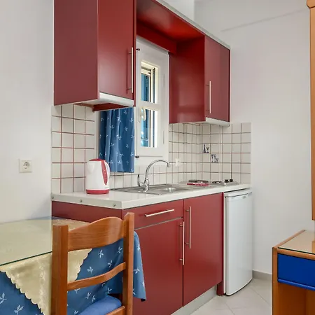 Crystal Naxos 1 At Aparthotel Mikri Vigla