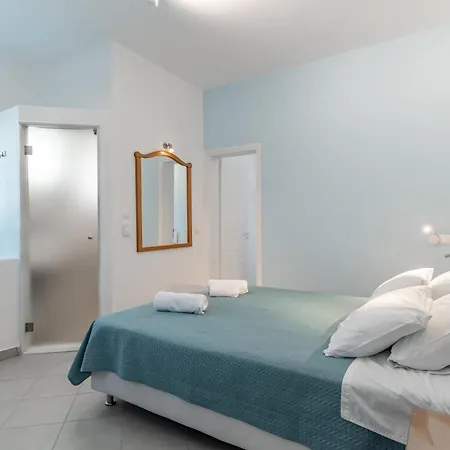 Апарт-отель Crystal Naxos 1 At 4*