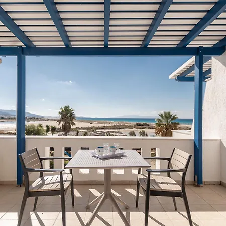 Crystal Naxos 1 At Апарт-отель 4*