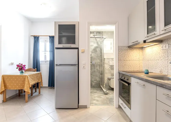 Crystal Naxos 1 At شقة فندقية 4*